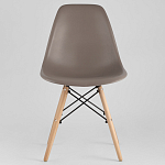 Пластиковый стул на ножках из массива бука Eames Cappuccino варинант исполнения - 3 | Loft Concept в Омске