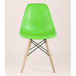Пластиковый стул на ножках из массива бука Eames Light Green варинант исполнения - 4 | Loft Concept в Омске