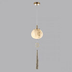 Подвесной светильник с шарообразным плафоном из белого стекла с подвеской из камня и кисточкой Agatelle варинант исполнения - 4 | Loft Concept в Омске