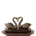 Часы настольные из натурального камня с декором в виде двух лебедей Swans Stone Clock варинант исполнения - 8 | Loft Concept в Омске