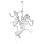 Люстра с тремя фигурами обезьян с лампочками в руках белого цвета Hanging Monkey варинант исполнения - 1 | Loft Concept в Омске