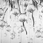 Люстра подвесная с прозрачными стеклянными подвесками в форме капель Диаметр 60 см Droplet Chandelier варинант исполнения - 16 | Loft Concept в Омске