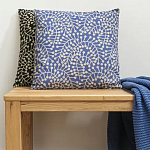 Подушка декоративная фиолетового цвета Blossom Essence Sophie варинант исполнения - 5 | Loft Concept в Омске