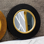 Зеркало в черной фактурной раме с золотым кантом Summon the Light варинант исполнения - 7 | Loft Concept в Омске