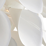 Люстра белая каплевидной формы из цветков лилии White Natural Lines варинант исполнения - 3 | Loft Concept в Омске