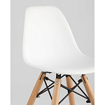 Пластиковый стул на ножках из массива бука Eames Small White варинант исполнения - 2 | Loft Concept в Омске