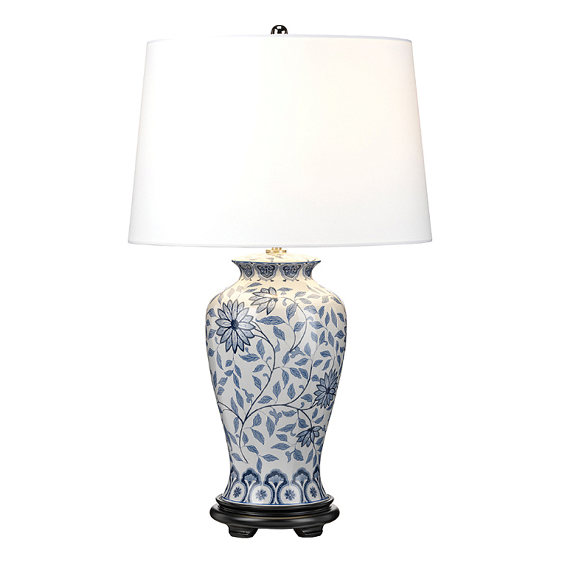 Настольная лампа с керамическим основанием в белом цвете с синим цветочным орнаментом на темной деревянной подставке и тканевым абажуром Elstead Lighting Белый Синий Черный в Омске | Loft Concept 