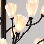 Люстра подвесная черного цвета с ветвями и белыми фарфоровыми цветами Floralis варинант исполнения - 14 | Loft Concept в Омске