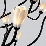 Люстра подвесная черного цвета с ветвями и белыми фарфоровыми цветами Floralis варинант исполнения - 13 | Loft Concept в Омске