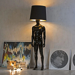 Лампа MALE MANNEQUIN LAMP с абажуром открытый позинг варинант исполнения - 3 | Loft Concept в Омске