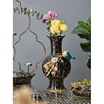 Ваза черная фарфоровая с  узором и бронзовым декором в виде веток с фарфоровой птичкой и цветами Eden Garden варинант исполнения - 2 | Loft Concept в Омске