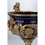 Чаша темно-синего цвета с фигурками ангелов и рельефным декором Eden Garden porcelain and bronze варинант исполнения - 2 | Loft Concept в Омске